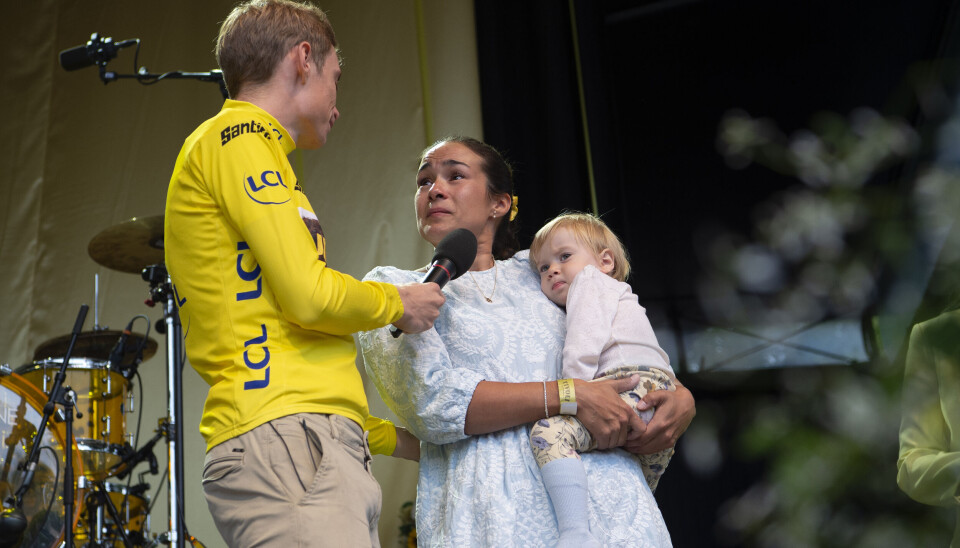 Jonas Vingegaard havde Trine og Frida med, da han blev hyldet i Tivoli. Jonas Vingegaard havde Trine og Frida med, da han blev hyldet i Tivoli.