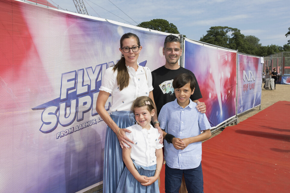 Flying Superkids premiere Charlottelund Fort 2023, Mai Mercado med familien