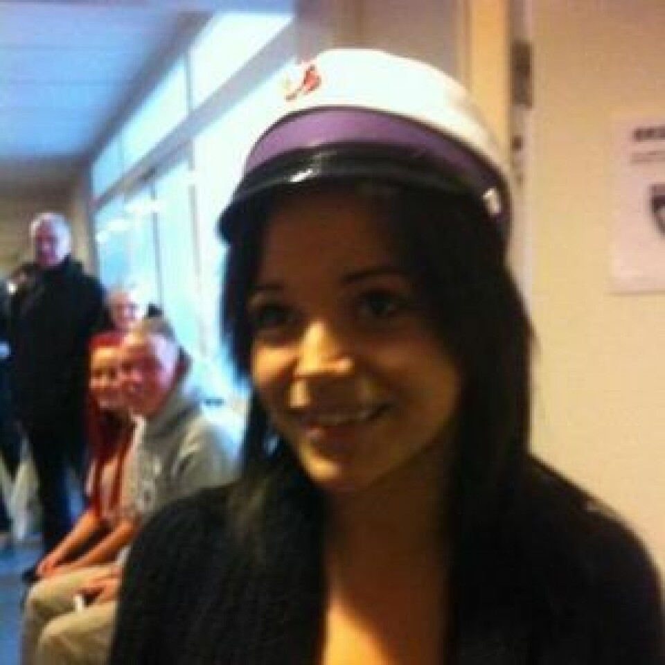 En stolt Amanda Sisse har nu fået huen på. (Foto: Facebook) En stolt Amanda Sisse har nu fået huen på. (Foto: Facebook)