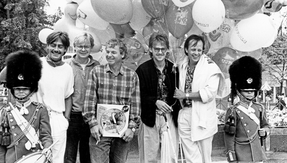 Shu-bi-dua som
de så ud i 1998
ved 25-års
jubilæet i Tivoli
med fra venstre
Kim Haugaard, Jens Tage Nielsen, Michael Bundesen, Jørgen Thorup og Michael Hardinger