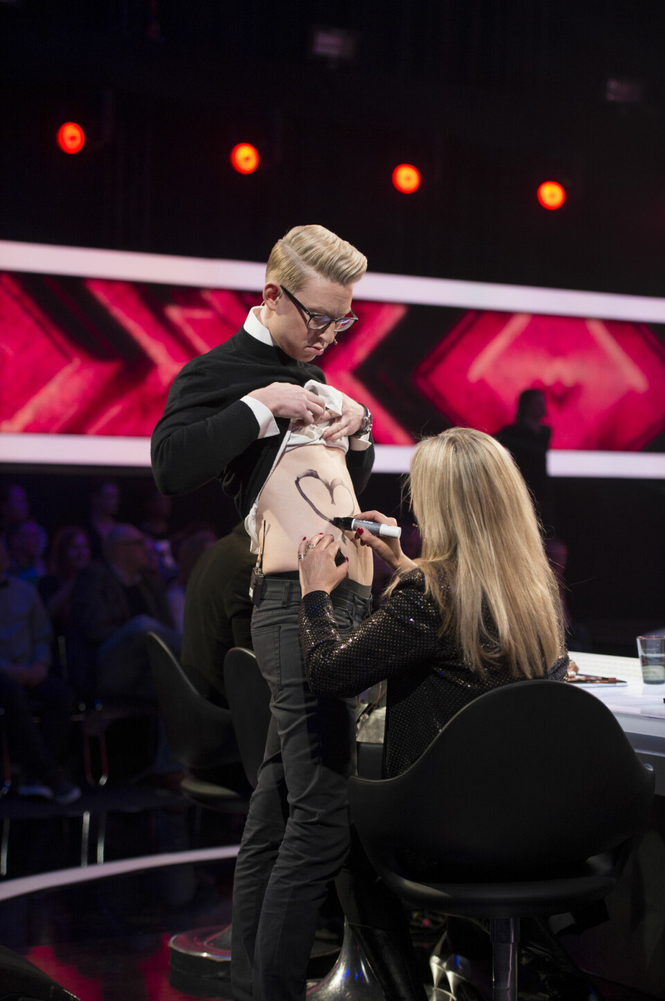 X-Factor liveshow. Fredag den 1. marts 2013. Emil Thorup og Anne Linnet