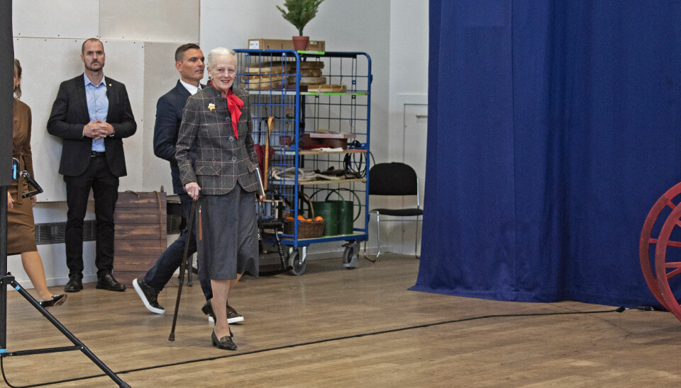 Inden
pressemødet var
dronningen
spadseret
gennem
Tivoli.