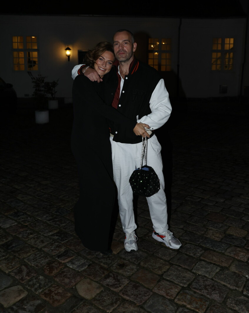 Sarah Grünewald med sin forlovede Ben Kaniewski efter 'Vild med dans' finalen.