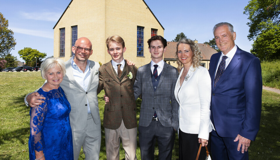 Keld og Hilda sammen med svigersønnen, Jesper Volmer,
børnebørnene Storm og Eliot og datteren, Annette.
