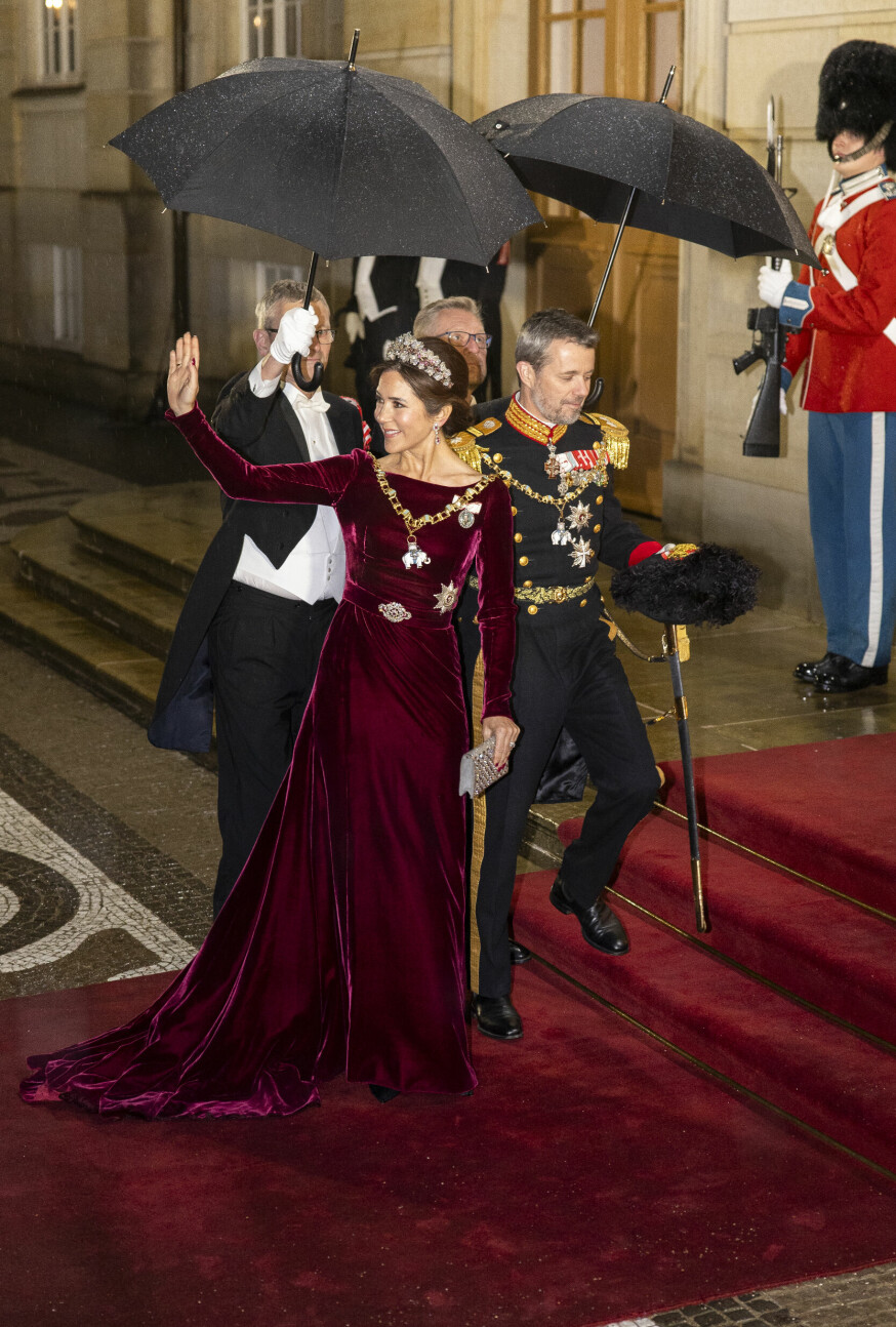 Kronprinsparret til nytårskur- og taffel på Amalienborg mandag den 1. januar 2024.