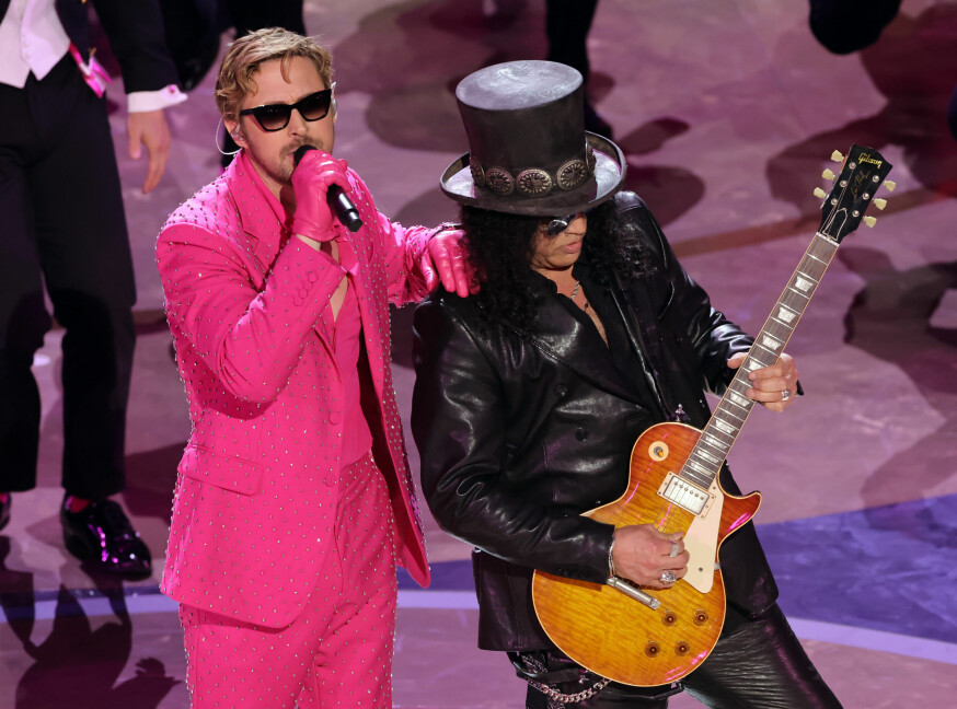 Ryan Gosling sang en vild version af 'I’m Just Ken' og blev akkompagneret af Guns N’ Roses-guitaristen Slash.