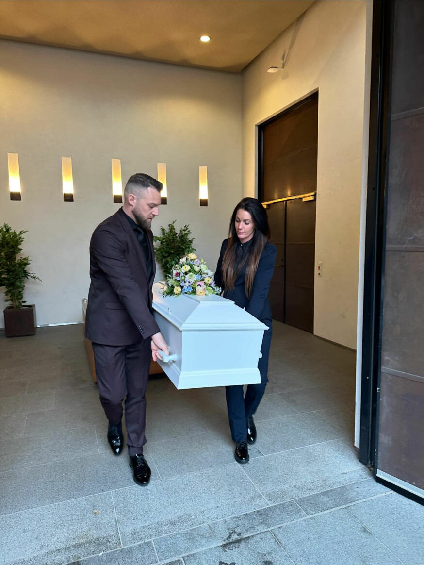 Merles begravelse den 14. marts 2024