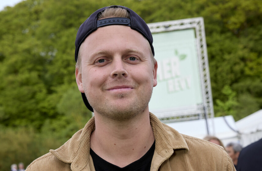 'Kærlighed hvor kragerne vender'-Benjamin til premiere på 'Odense sommerrevy' 2024