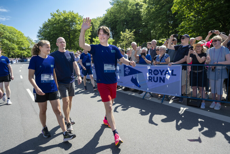 Kronprins Christian løber Royal Run i Brønderslev.