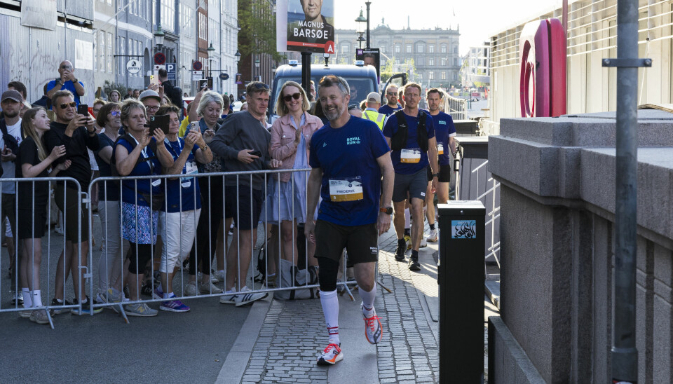 Kong Frederik løber Royal Run i København.