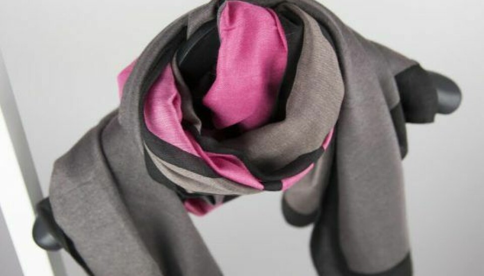 Tørklædet, som Mascha har designet for Lenor. (Foto: PR Foto)