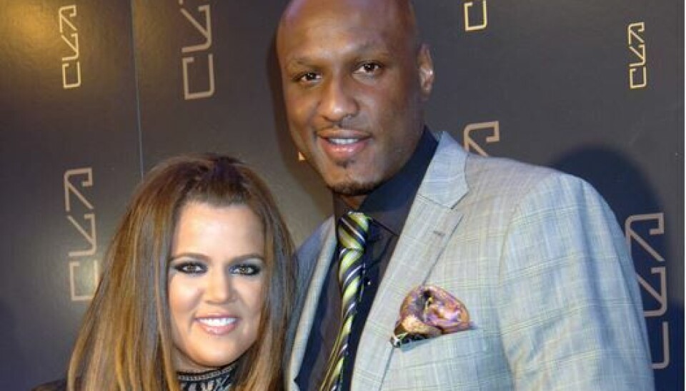 Khloe er imponeret over, at Lamar allerede er på benene. (Foto: All Over) Khloe er imponeret over, at Lamar allerede er på benene. (Foto: All Over)