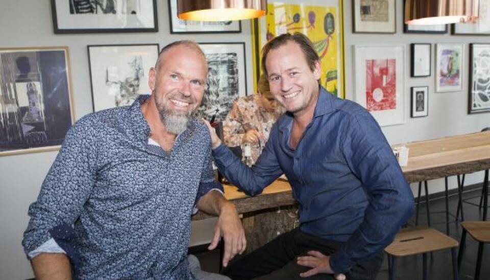 Sebastian Szigethy er gode venner med Richard fra 'Robinson Ekspeditionen', og han var derfor dukket op, da han for nylig afholdt bogsignering. (Foto: Malene Porup) Sebastian Szigethy er gode venner med Richard fra 'Robinson Ekspeditionen', og han var derfor dukket op, da han for nylig afholdt bogsignering. (Foto: Malene Porup)