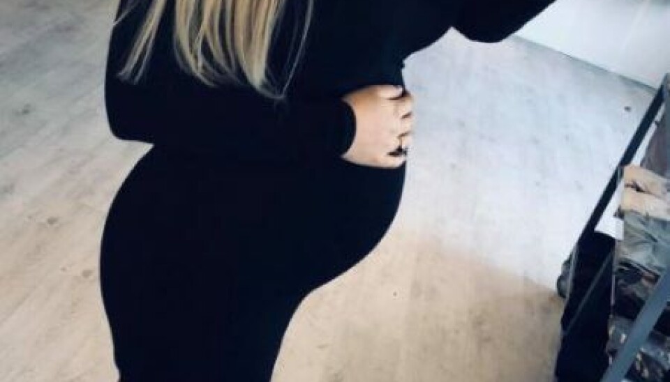 Amalie bærer graviditeten flot, men hun er ved at være godt utålmodig. (Foto: Privat) Amalie bærer graviditeten flot, men hun er ved at være godt utålmodig. (Foto: Privat)