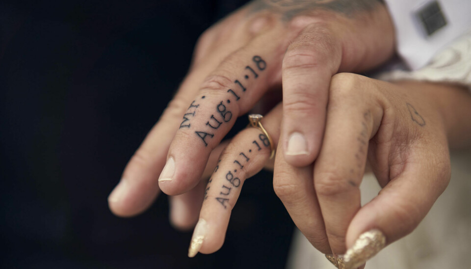 Ringene er skiftet ud med tatoveringer hos Martin og Sandra. (Foto: Janus Nielsen)