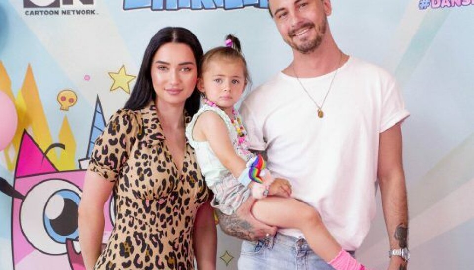 Irina og Morten har sammen datteren Allessia på 3 år. Parret har vedholdt et godt samarbejde om datteren, selv når der har været skrammer i parforholdet (Foto: Cartoon Network). Irina og Morten har sammen datteren Allessia på 3 år. Parret har vedholdt et godt samarbejde om datteren, selv når der har været skrammer i parforholdet (Foto: Cartoon Network).