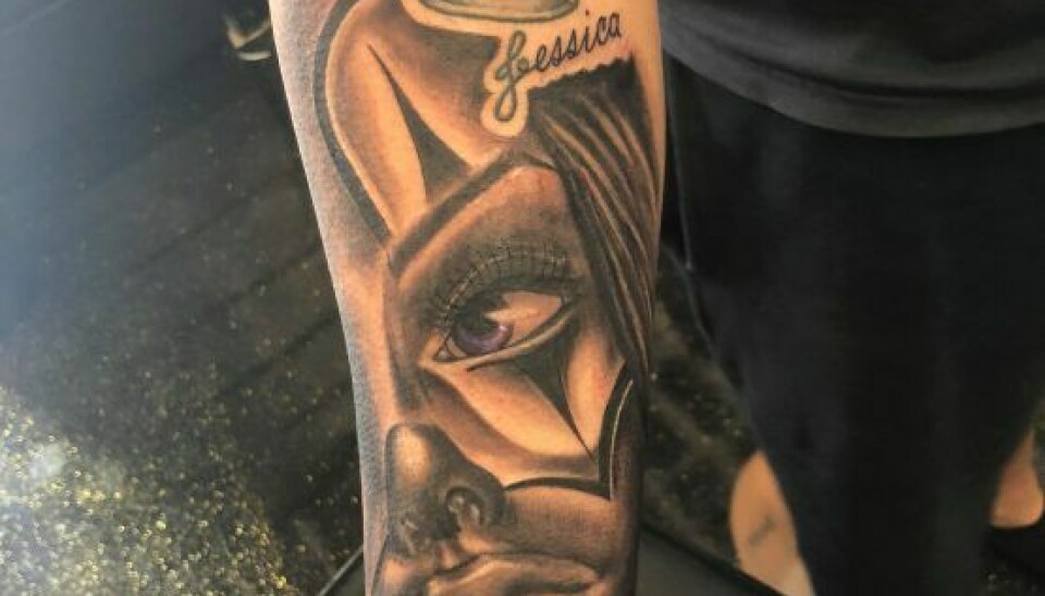 Nicklas' nye tatovering med Jessicas navn (Foto: Privat)