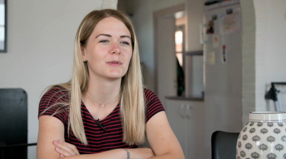 Nanna-Johanne fra 'De unge mødre': Mit nytårsfortsæt må være lyt til din mavefornemmelse, stå ved din mening,tag ikke noget for givet, tænk ikke så meget over hvad andre tænker og nyd hver dag du har, sammen med dem du elsker. Nåh ja - og spar på chokoladen (Foto: Kanal 4) Nanna-Johanne fra 'De unge mødre': Mit nytårsfortsæt må være lyt til din mavefornemmelse, stå ved din mening,tag ikke noget for givet, tænk ikke så meget over hvad andre tænker og nyd hver dag du har, sammen med dem du elsker. Nåh ja - og spar på chokoladen (Foto: Kanal 4)