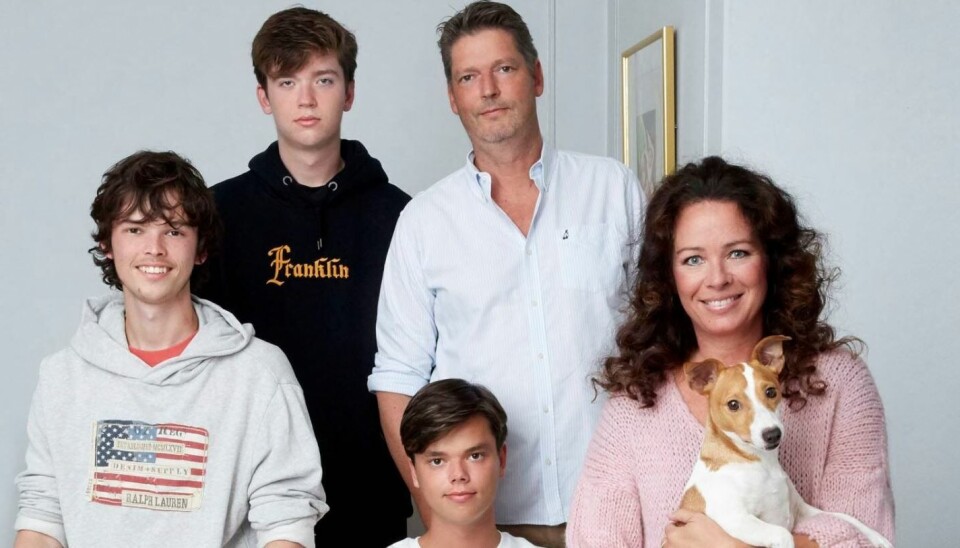 Oscar er flyttet hjem til Christian og forældrene. (Foto: TV 2) Oscar er flyttet hjem til Christian og forældrene. (Foto: TV 2)