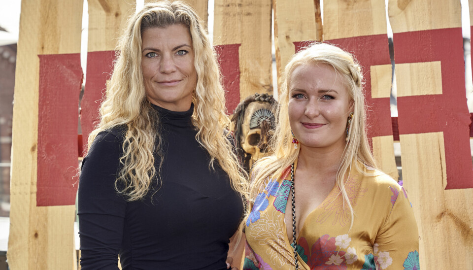 Zanne fra 'Robinson' (til venstre) (Foto: Janus Nielsen)
Zanne Maibritt Øbakke
Tine Lyhne Bonde