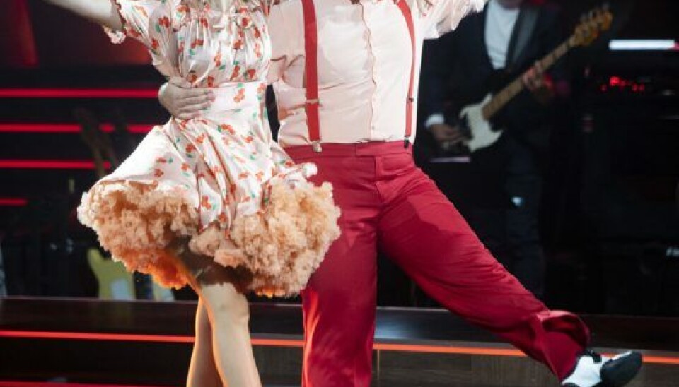 Umut Sakarya & Jenna Bagge i en jive i 'Vild med dans' (Foto: Anthon Unger). Umut Sakarya & Jenna Bagge i en jive i 'Vild med dans' (Foto: Anthon Unger).