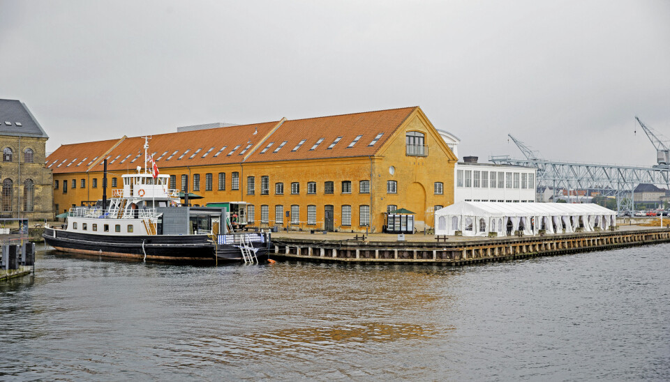 Dette billede re fra 2014 - før husbådens renovering (Foto: Henrik R. Petersen)
