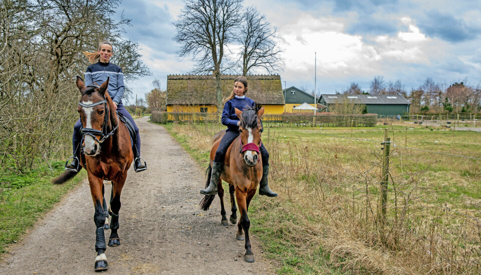 Camilla Ottesen deler datterens store interesse for heste (Foto: Michael Stub)