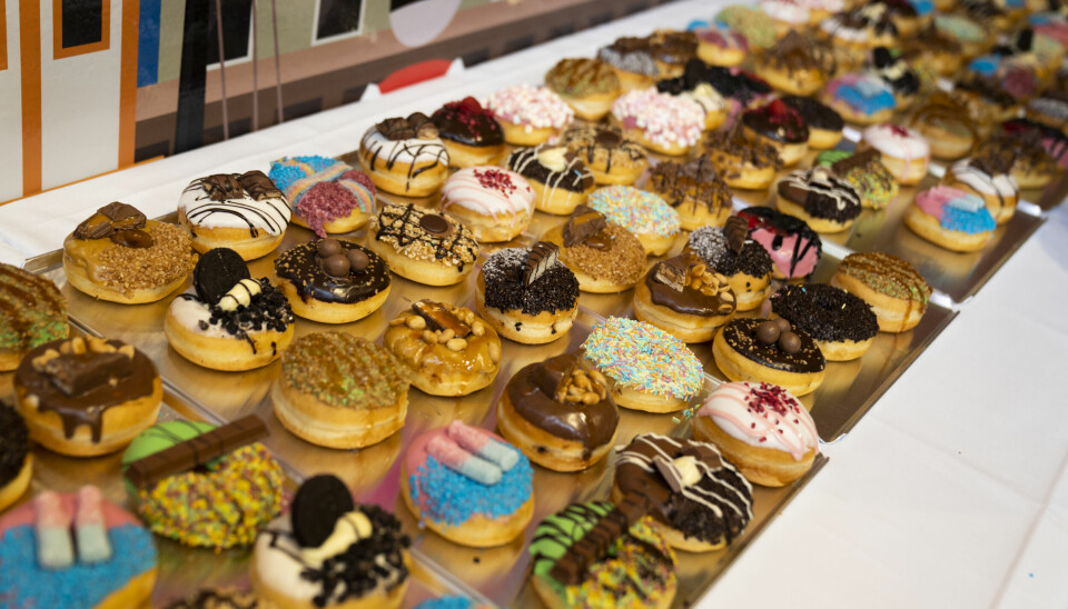 Der blev selvfølgelig delt gratis donuts ud til alle de fremmødte til Bronuts-receptionen (Foto: Anthon Unger)