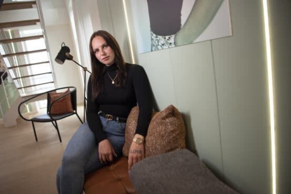 - Det er hårdt. Selvfølgelig er det hårdt, og jeg har da også allerede grædt, siger Naja om de første dage som deltager i ’Singletown’. (Foto: anthon Unger) - Det er hårdt. Selvfølgelig er det hårdt, og jeg har da også allerede grædt, siger Naja om de første dage som deltager i ’Singletown’. (Foto: anthon Unger)