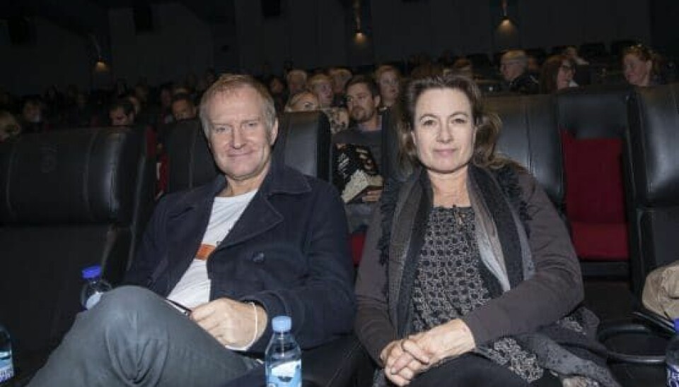 Ulrich Thomsen og hustruen Cathrine Ekehed sad klar på forreste række i Imperial til gallapremieren på 'Falling' (Foto: Lars E. Andreasen)