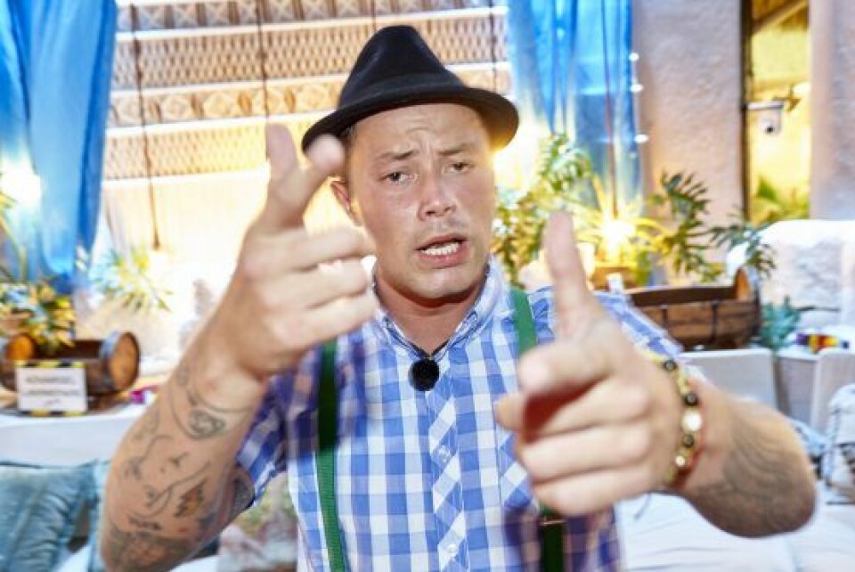 Marco til tyrolerfest på 'Paradise Hotel' (Foto: Janus Nielsen) Marco til tyrolerfest på 'Paradise Hotel' (Foto: Janus Nielsen)