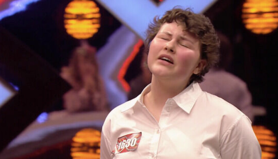 Julie gav den gas i 'X Factor' og fik tre gange ja fra dommerbordet (Foto: TV2)