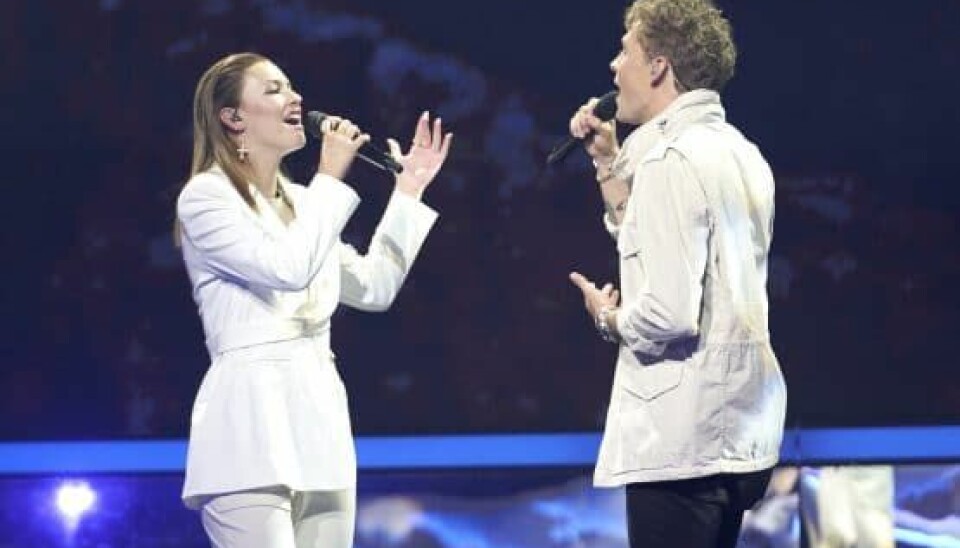 Mathilde Caffey og Christopher i 'X Factor'-finalen. (Foto: Janus Nielsen.)