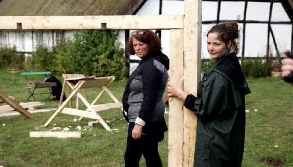 Hanne og Michelle fra 'Hjem til gården'. (Foto: Lotta Lemche/TV 2)