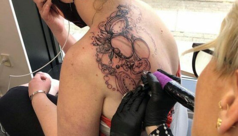 Maria Sebens nye tatovering symboliserer hendes tre børn (Foto: Privat) Maria Sebens nye tatovering symboliserer hendes tre børn (Foto: Privat)
