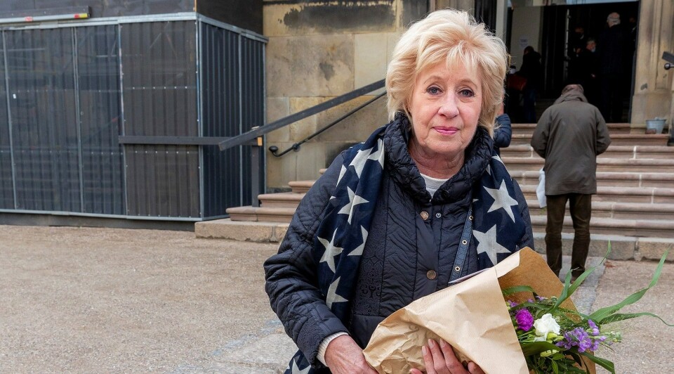 Birthe Kjær ved Steen Springborg bisættes fra Christians Kirke på Christianshavn (Foto: Michael Stub) Birthe Kjær ved Steen Springborg bisættes fra Christians Kirke på Christianshavn (Foto: Michael Stub)