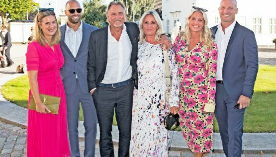 Tine og Lars Høgh var i september til Nicolai Laudrups bryllup med børnene Josefine og Jonas samt deres ægtefæller Lasse og Karen.
