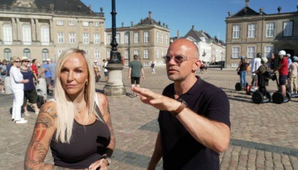 Jesper Vollmer og Linse Kessler på tur. (Foto: Viaplay Group)