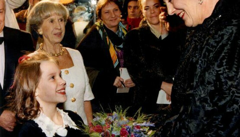 Lise Nørgaard. Forfatter. Journalist. Præmiere på Lise Nørgaards film 'Kun en pige' hvor bla. dronning Margrethe deltog. December 1995. I JP 13/12 95. (Mik Eskestad/Polfoto)