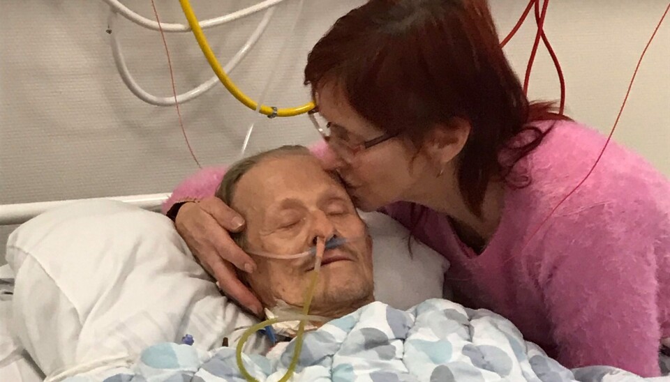 Leo svævede
mellem liv og
død efter den
første operation. (Foto: Privat) Leo svævede
mellem liv og
død efter den
første operation. (Foto: Privat)