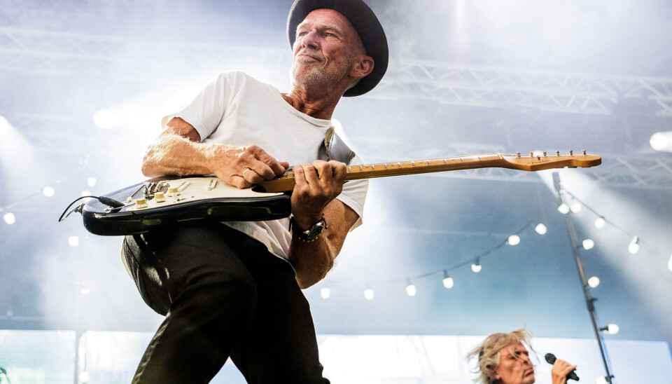 Det danske band Gnags spiller koncert til den danske musikfestival Olympen Live 2022 i Vester Skerninge på Sydfyn, d. 20/8 2022. Her ses guitarist Per Chr. Frost på scenen.