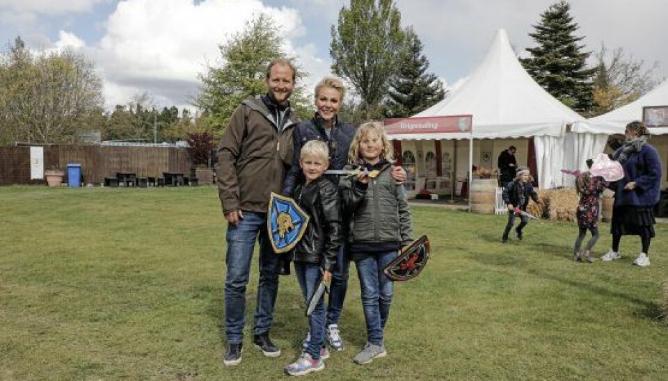 Lene og Anders Beier er her fotograferet med de to sønner, Arthur og Otto, tilbage i 2019. (Foto: Henrik R. Petersen ) Lene og Anders Beier er her fotograferet med de to sønner, Arthur og Otto, tilbage i 2019. (Foto: Henrik R. Petersen )